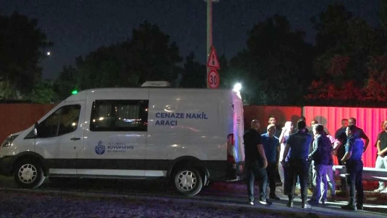 İstanbul'da korkunç olay! Boş arazide ceset bulundu - 1. Resim
