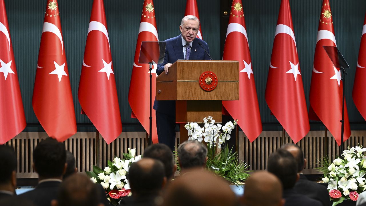Cumhurbaşkanı Erdoğan emekli ikramiyeleri tarihini ve bayram tatili süresini açıkladı - Gündem