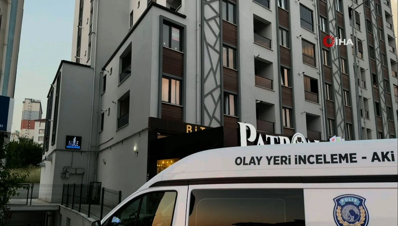 Düzce’de kadınların kavgası kanlı bitti: Ölü var!