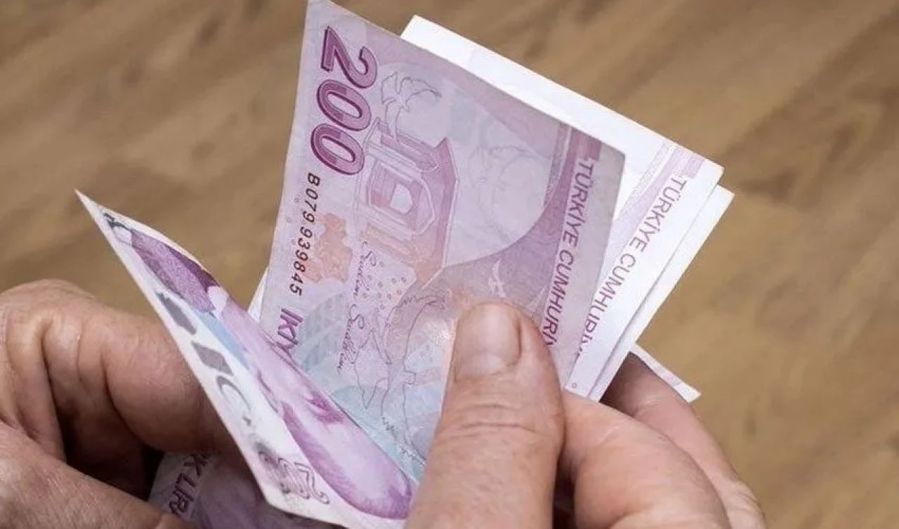 En düşük emekli maaşı hesaplandı, memurlar maaşları belli oldu! İşte zamlı maaş tablosu - 1. Resim