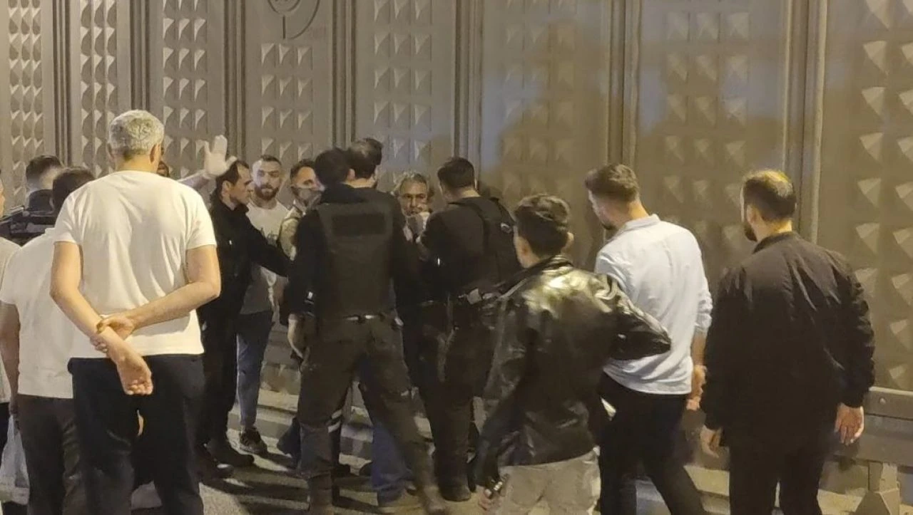 Tünelde kazaya neden oldu! Alkollü sürücüyü dayaktan bekçiler kurtardı