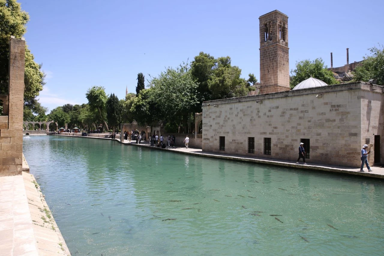 Türkiye de sıcaklık ölçümünün en yüksek olduğu şehir belli oldu! Alev alev yanıyoruz - 2. Resim