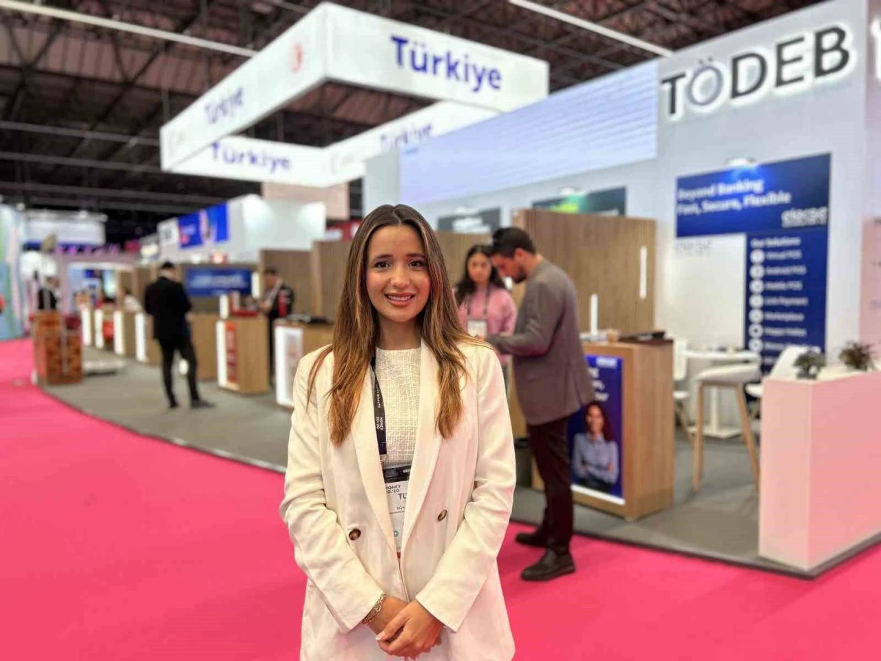 Amsterdam’daki fintek fuarında Türk markalara yoğun ilgi gösterildi - 1. Resim