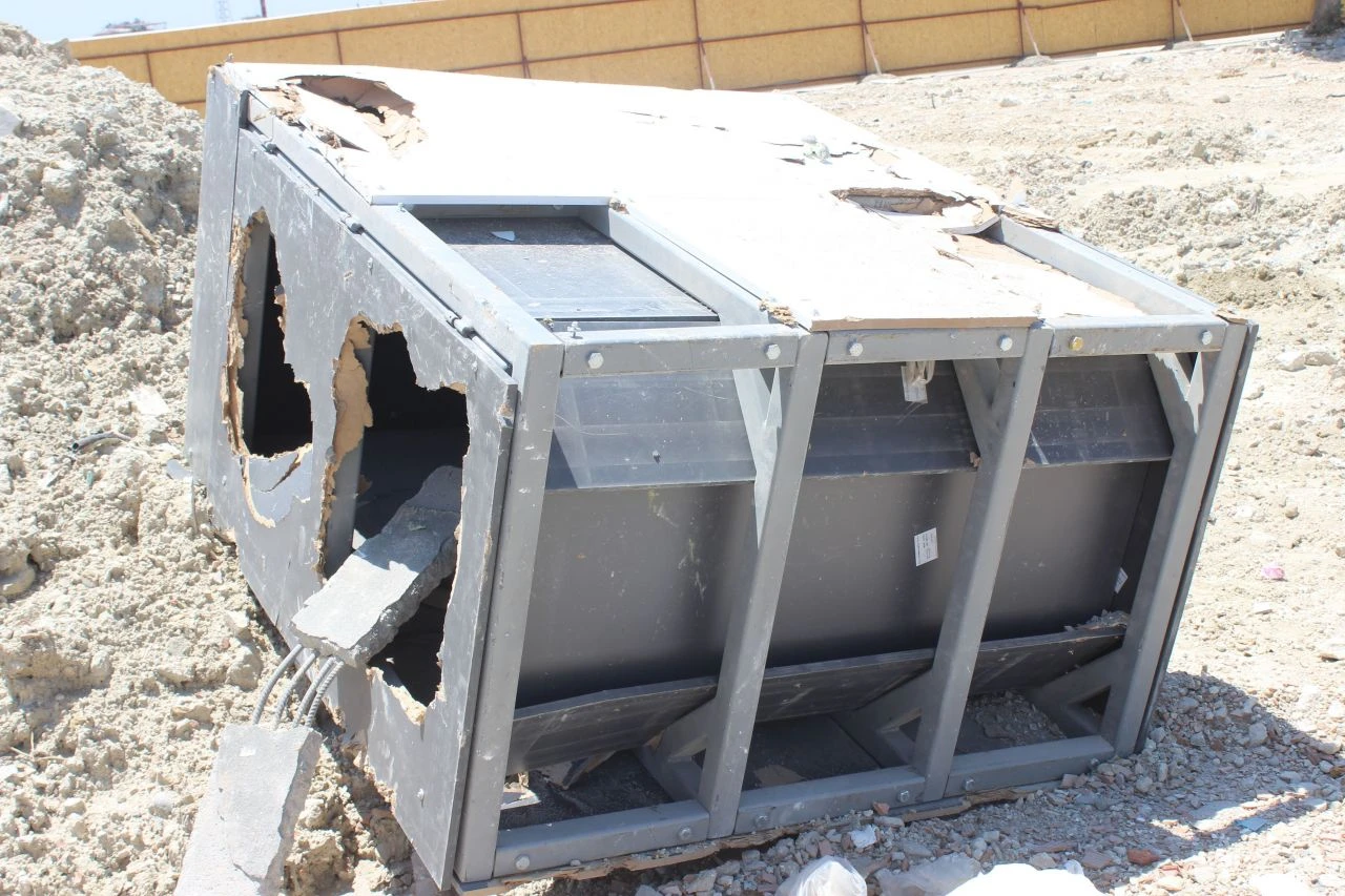 Deprem bölgesinde molozların içinden canlı insan çıktı! Sağlamlık testi tepki çekti - 3. Resim