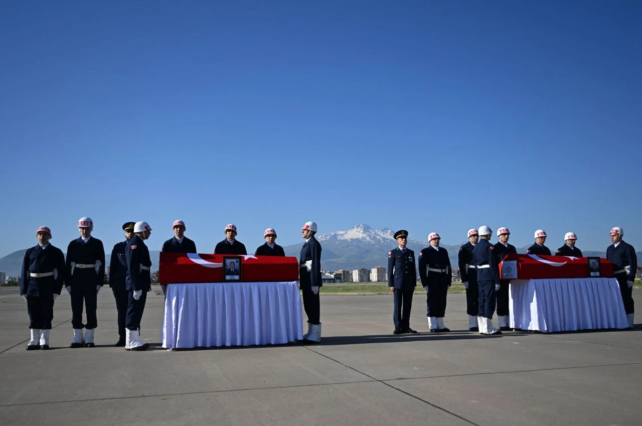 Kayseri şehitlerine veda - 2. Resim