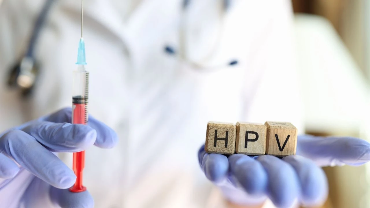 Türkiye'deki gençlerde HP virüsü alarmı! Deneme kabinlerindeki kıyafetlere dikkat - 1. Resim