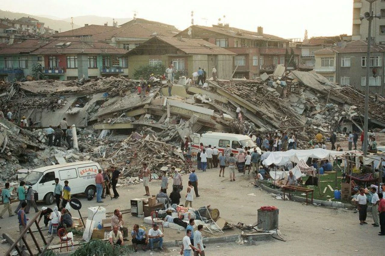 Türkiye'nin yıllar içindeki deprem bilançosu! 110 bin insan hayatını kaybetti