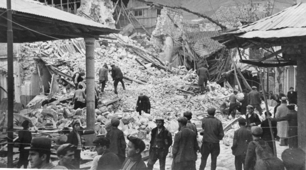 Türkiye'nin yıllar içindeki deprem bilançosu! 110 bin insan hayatını kaybetti