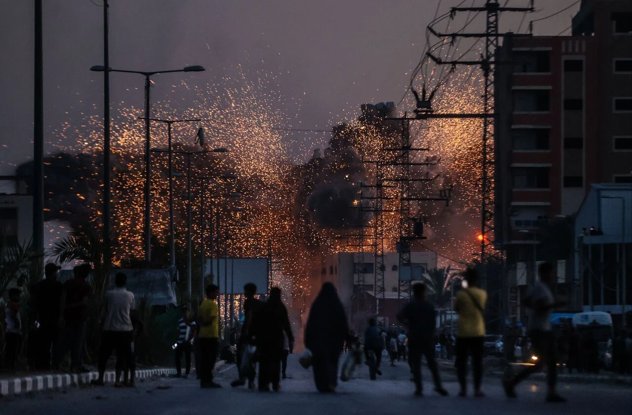 Ateşkeste işler karıştı! Hamas'tan açıklama geldi, İsrail hedef büyüttü - 1. Resim