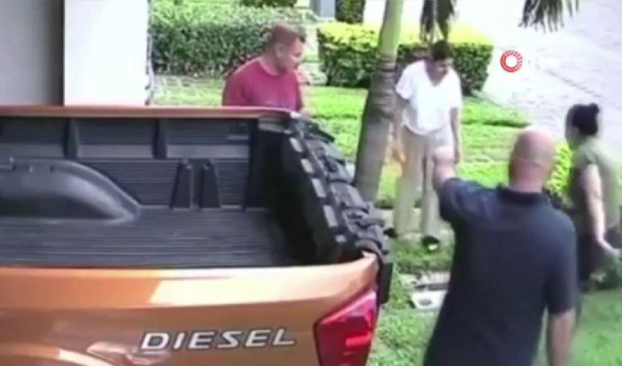 Cinayet anları kamerada: Komşusunu kurşun yağmuruna tuttu