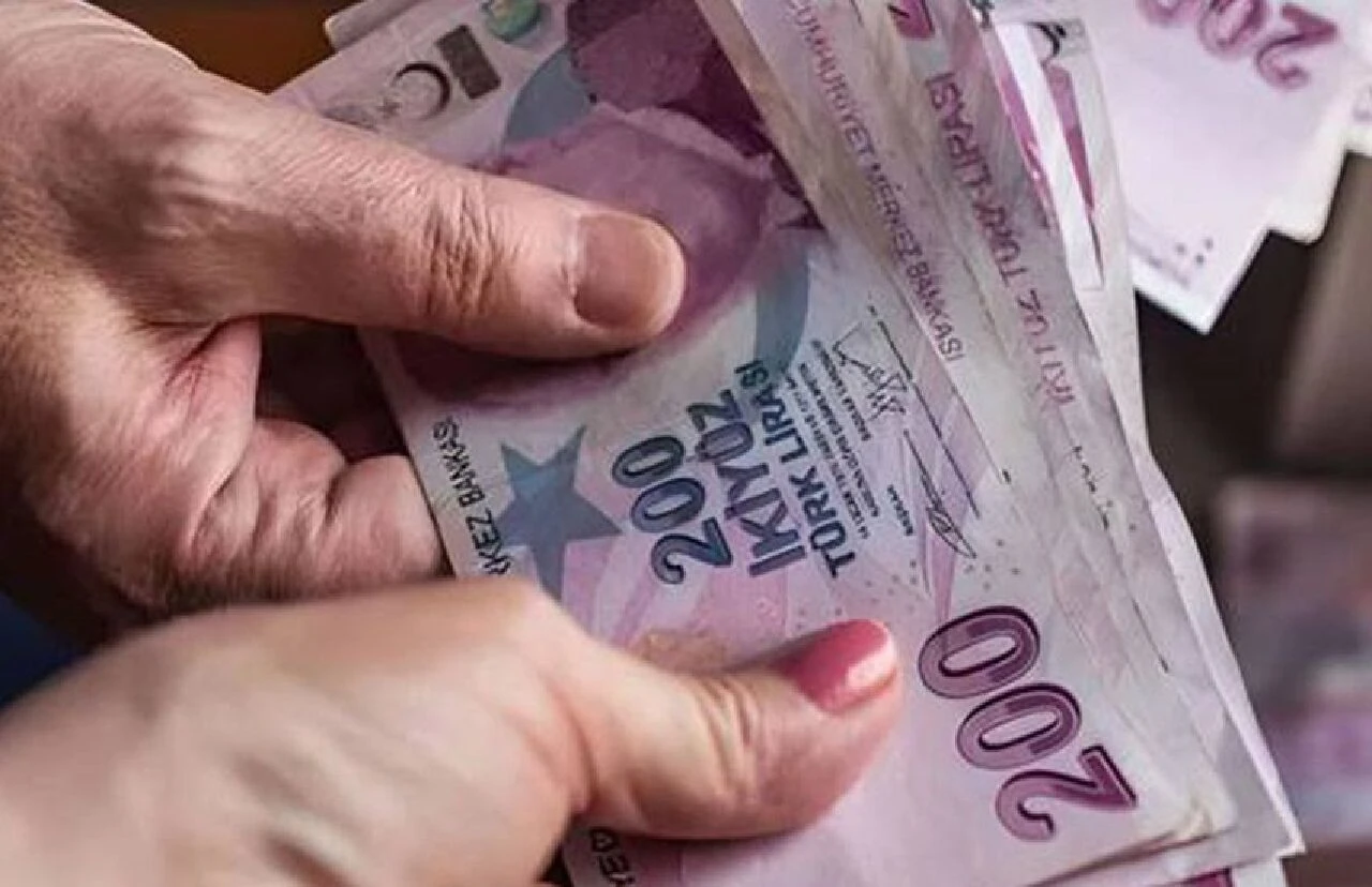 Emekli ve memura Temmuz'da yapılacak zam belli oldu! SGK uzmanı Bağ-kur, SSK ve memur maaşları için tahmini oran verdi
