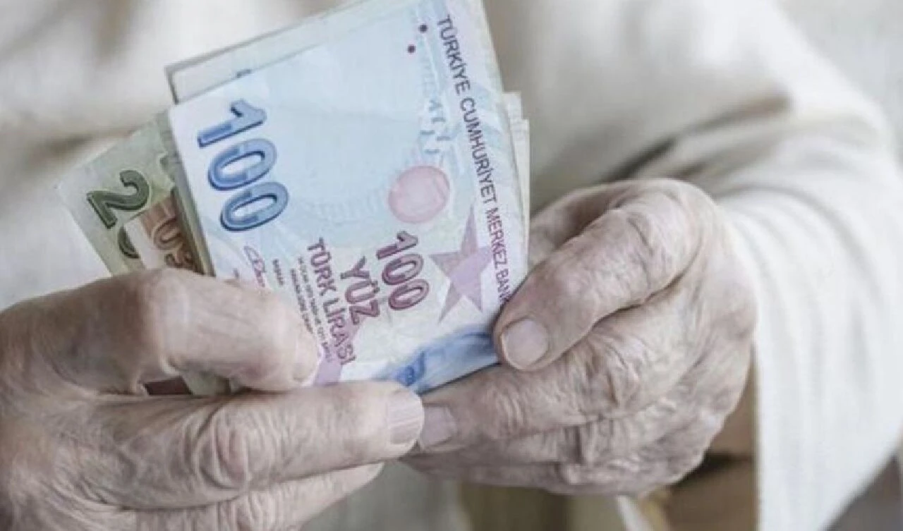 Emekliye 50 bin liralık kredi imkanı! Tüm şartlar belli oldu - 1. Resim