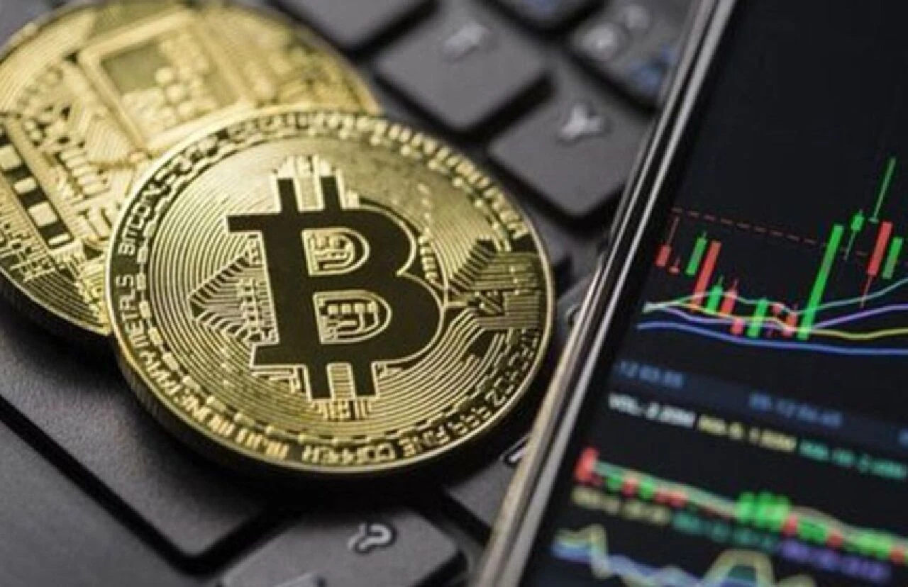 Kripto piyasasında dengeleri değiştirecek Bitcoin tahmini: İngiliz devi 2024'ün sonu için fiyat verdi - 1. Resim