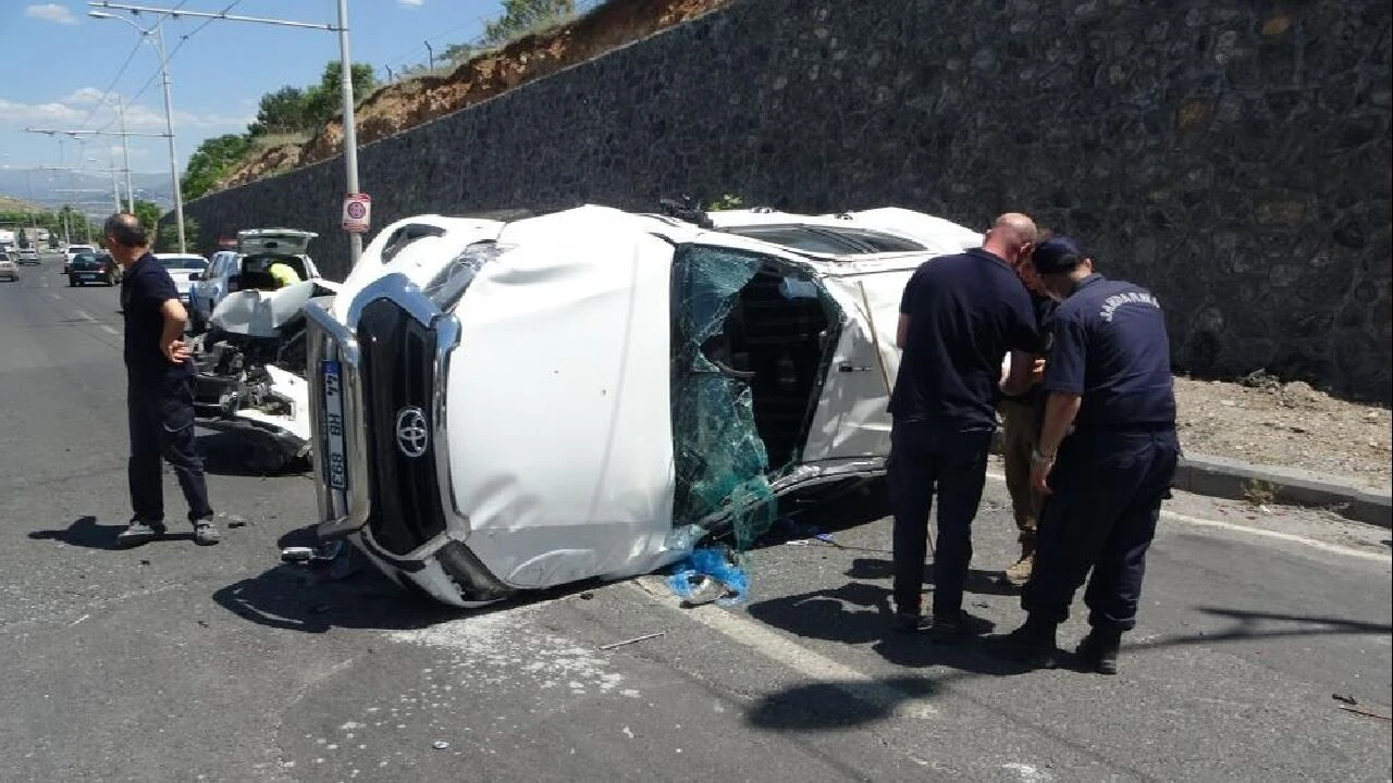 Malatya'da askeri araç kaza yaptı! Yaralılar var