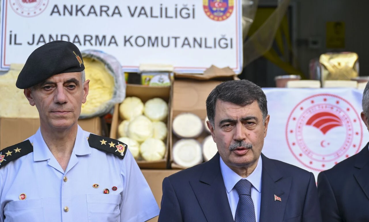 Sahte gıda operasyonu yapıldı: 300 ton ele geçirildi! Vali açıklama yaptı - 1. Resim