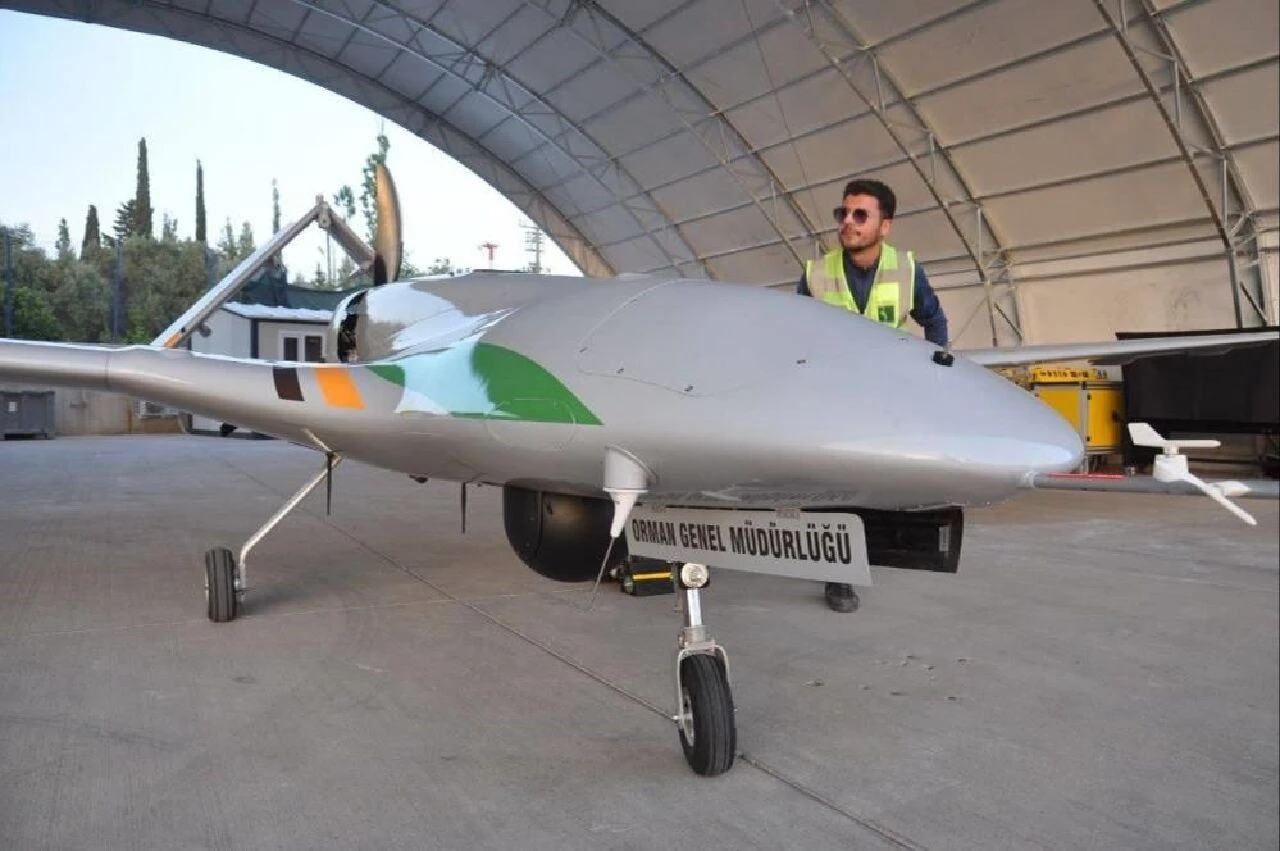 Bayraktar TB2 orman yangınlarına savaş açtı: En küçük kıvılcımı haber veriyor, gökyüzünden inmiyor - 2. Resim