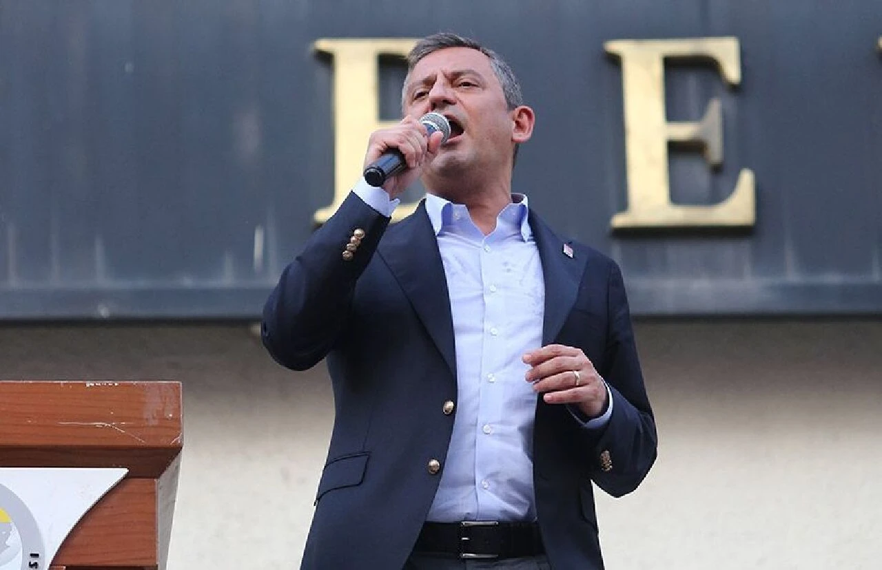 Bayram ikramiyesinde asgari ücret detayı! Özgür Özel emeklileri heyecanlandıracak öneriyi yaptı