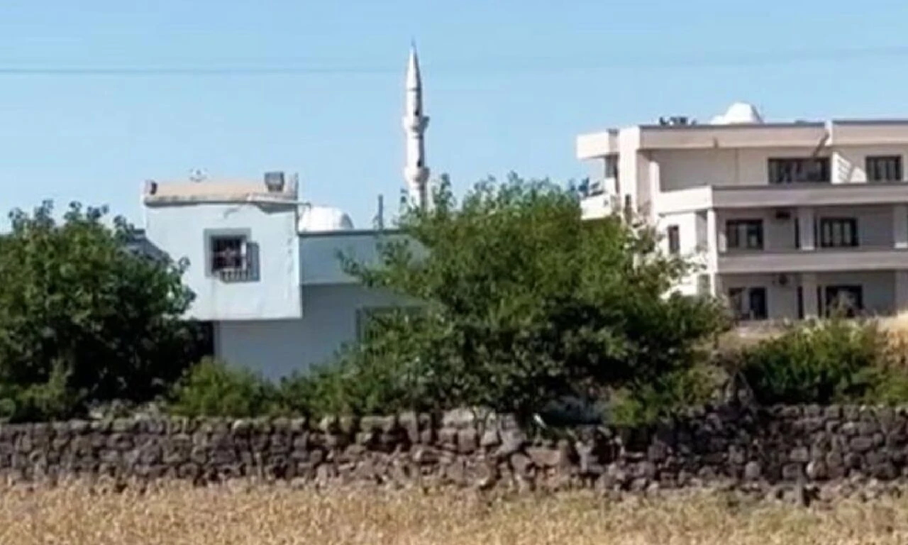 Camii hoparlöründen akılalmaz anons! Hırsızlığa destek: Ekiplere kapınızı açmayın