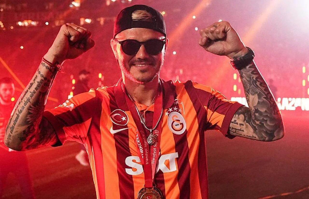 Okan Buruk'tan Icardi'nin ayrılık iddialarına cevap - 1. Resim