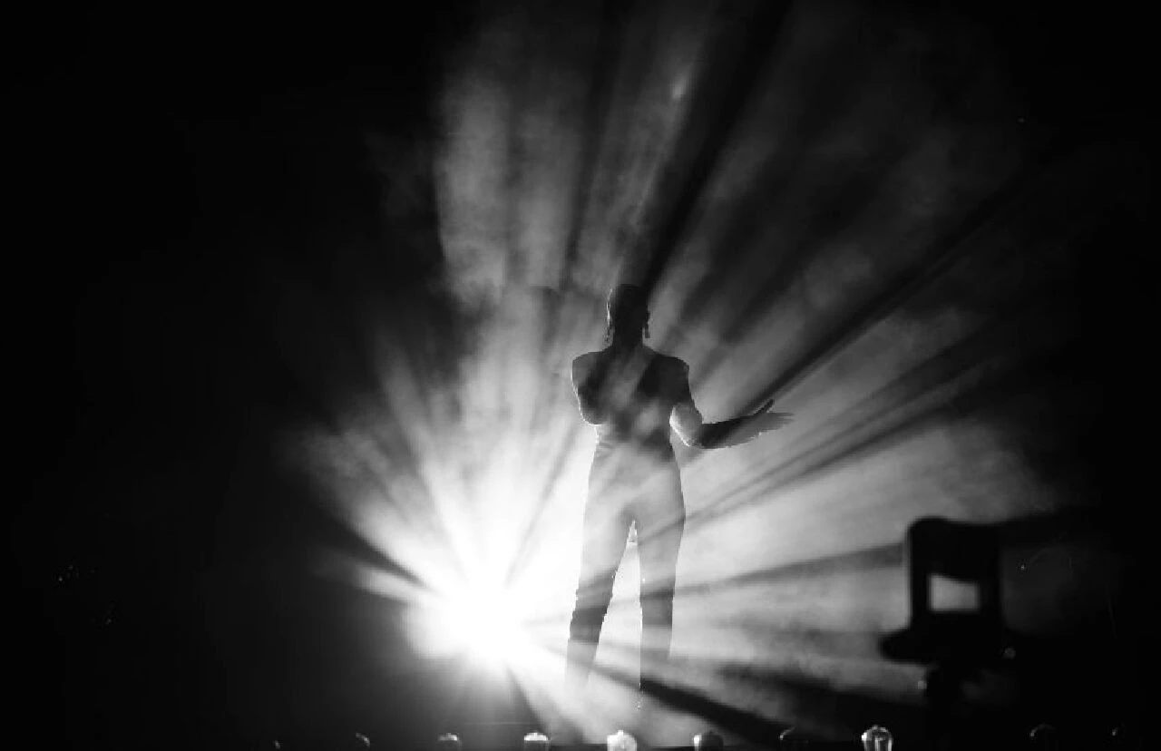 Sıla'dan depremzedelere anlamlı hareket! 30.000 bin kişiye konser verdi