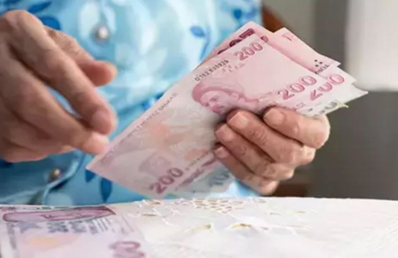 Temmuz zammı tahminiyle emekli maaşı tablosu netleşti: İşte meslek meslek memur ve emekli maaşları