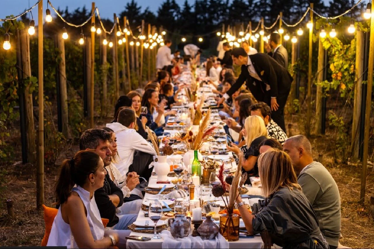 Grandma’s Wonderland: Modern Ruhların Sığınağı