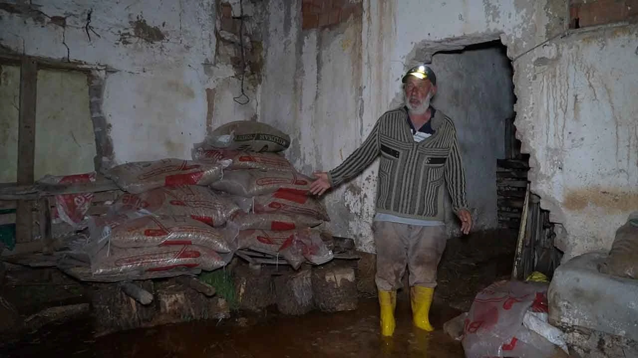 Kırıkkale'de sağanak sonrası dereler taştı: Sel suları ağıla doldu