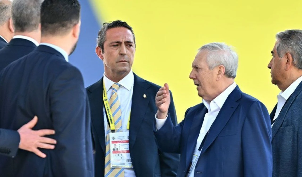 Fenerbahçe seçimlerinde oylar sayılmaya devam ederken Aziz Yıldırım 2.332, Ali Koç 3.674 oy aldı - 4. Resim