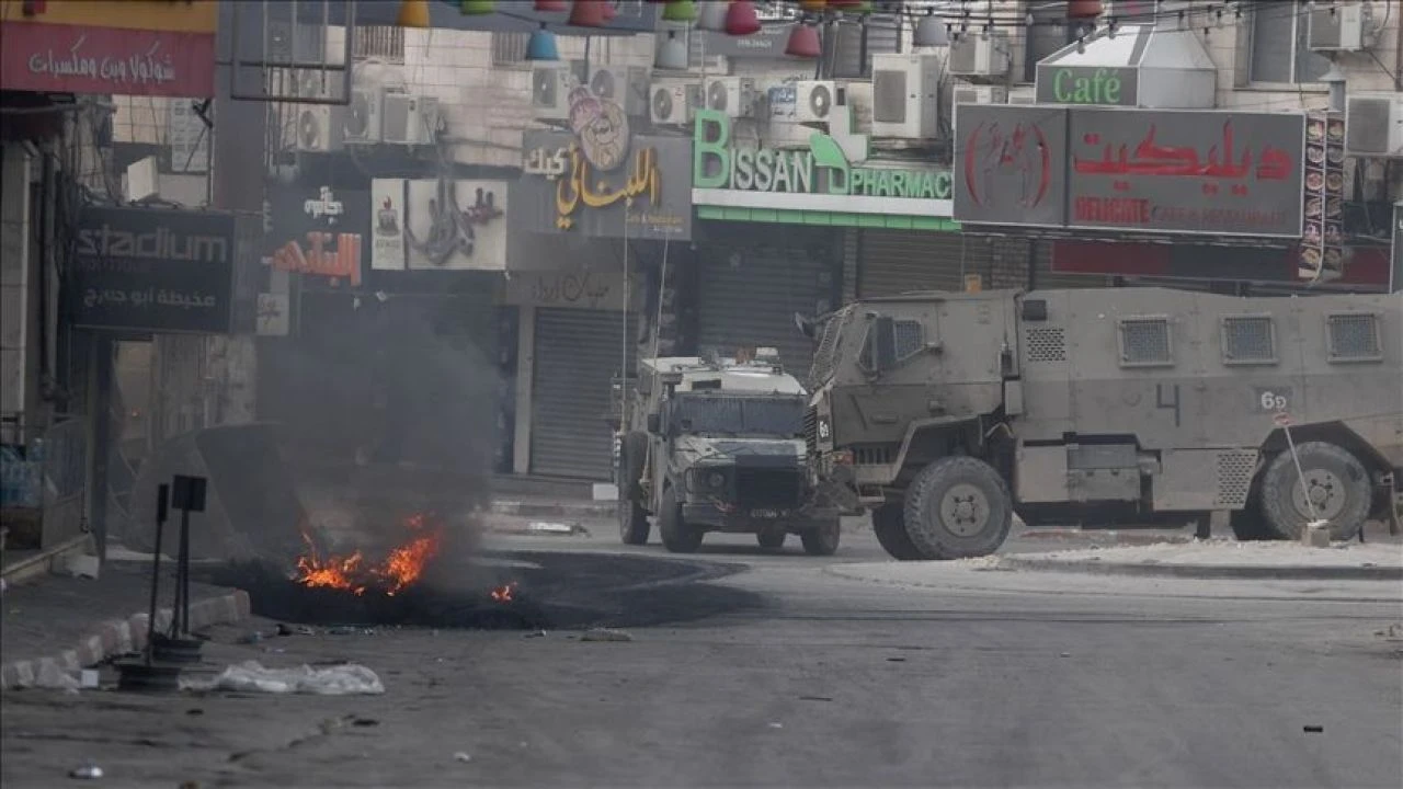 İsrail güçleri Batı Şeria'da terör estirdi: Evleri tek tek bastılar
