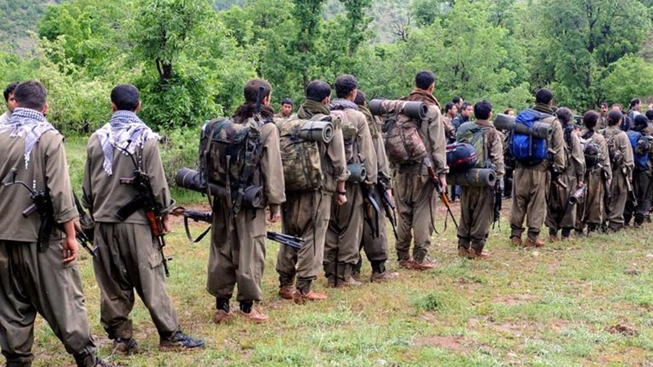 PKK&#039;lı teöristler Deyrizor&#039;da bir sivili öldürdü