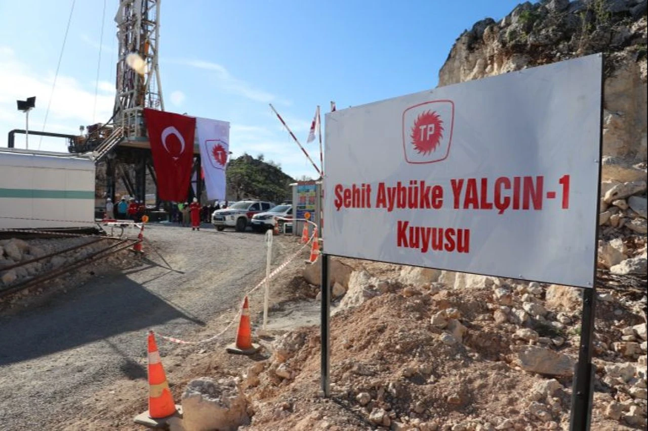 Şehit edilen Aybüke Yalçın öğretmen, vefatının 7. Yılında dualarla anılıyor! 'Seni asla unutmayacağız'