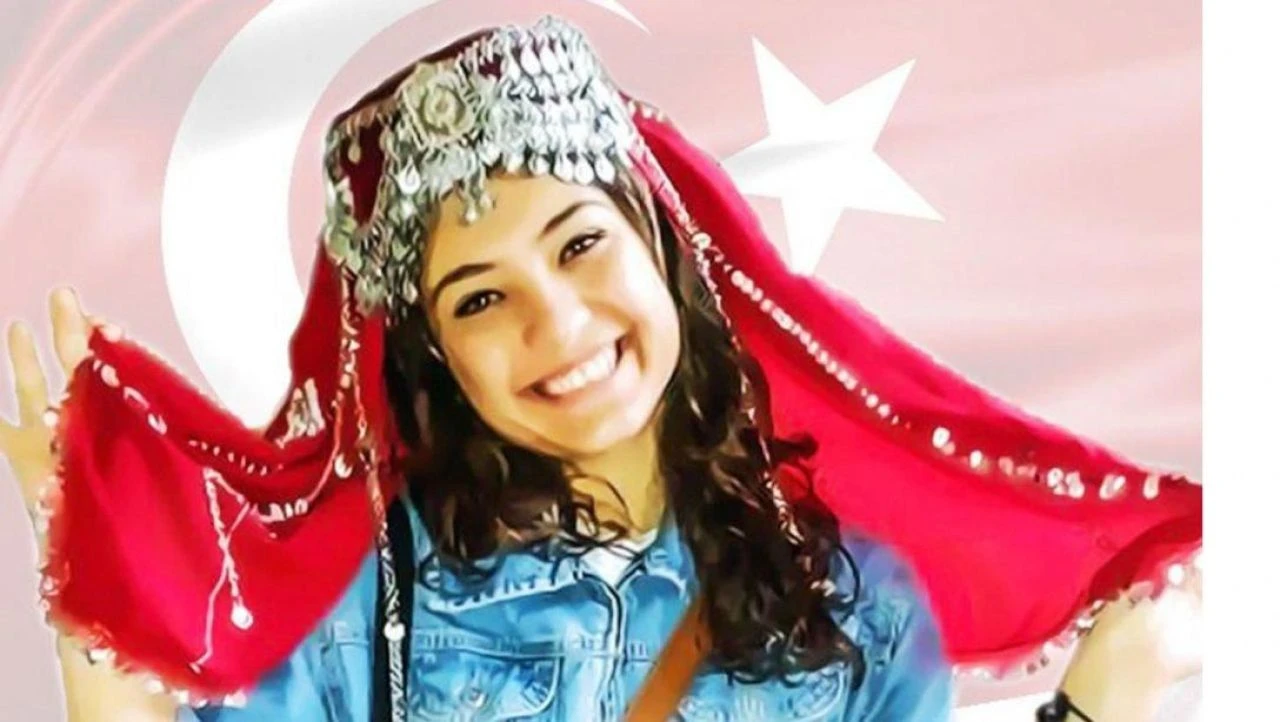 Şehit edilen Aybüke Yalçın öğretmen, vefatının 7. Yılında dualarla anılıyor! 'Seni asla unutmayacağız'