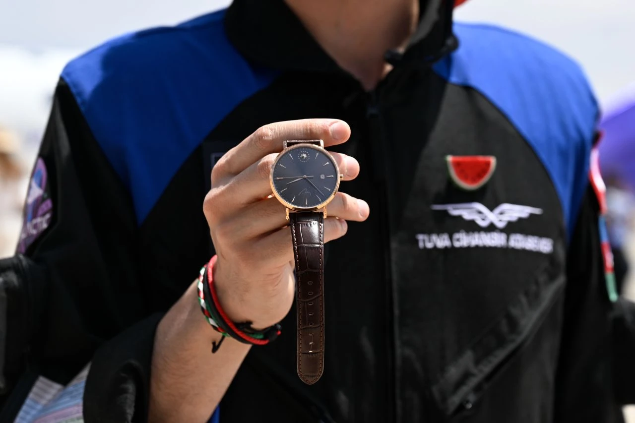 Türkiye'nin ikinci astronotu Atasever uçuş sonrası asıl amacını açıkladı: Bilekliğindeki detay dikkat çekti