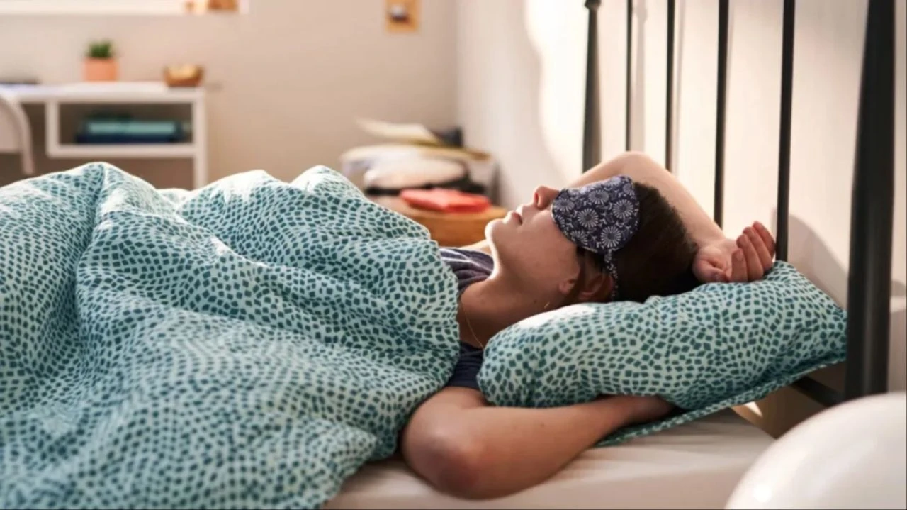 Akıllı telefonlarda 'gece modu' efsanesi: Uyku kalitesi üzerindeki etkisi araştırıldı