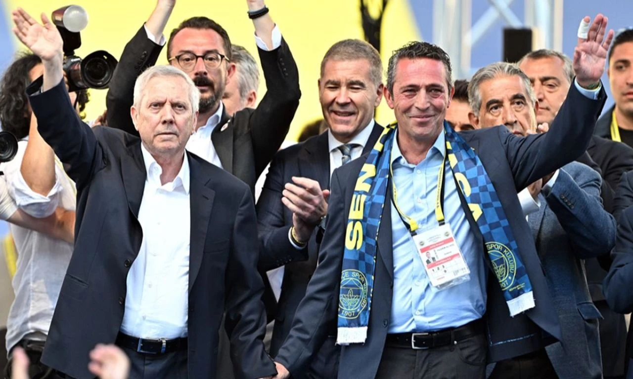 Aziz Yıldırım'dan dikkat çeken seçim açıklaması: Fenerbahçe’deki ölü toprağı... - 1. Resim