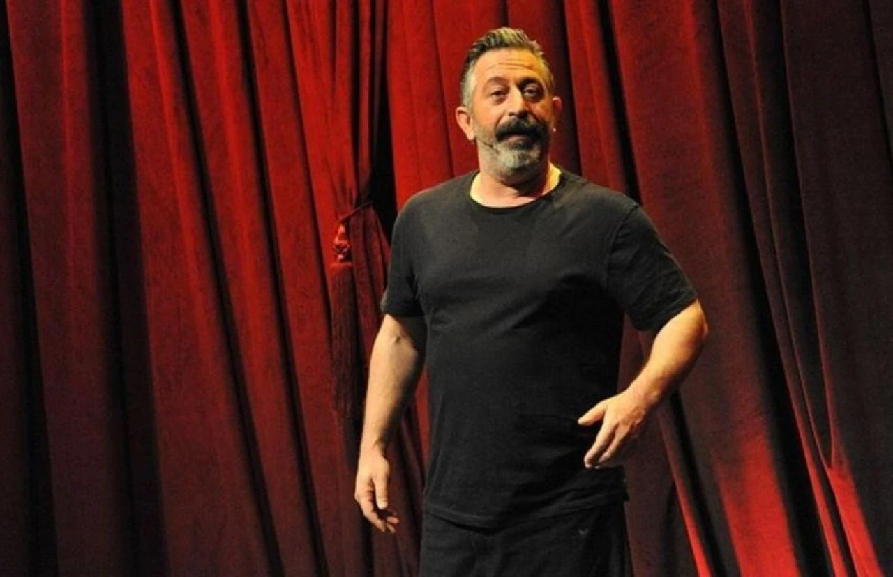 Cem Yılmaz sahnede hastalığını açıkladı! Hayranları büyük üzüntü yaşadı