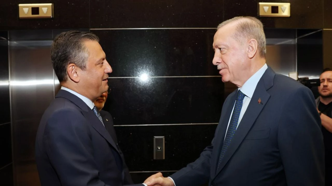 Cumhurbaşkanı Recep Tayyip Erdoğan en son 2006 yılında CHP Genel Merkezi'ne gitmişti - 1. Resim