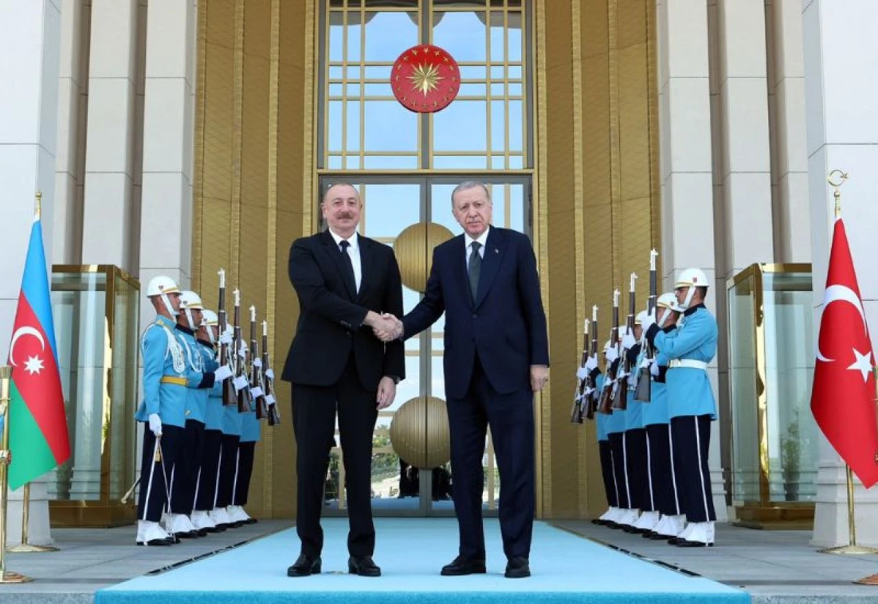 Erdoğan Aliyev'le görüştü: İki liderden net mesajlar - 1. Resim