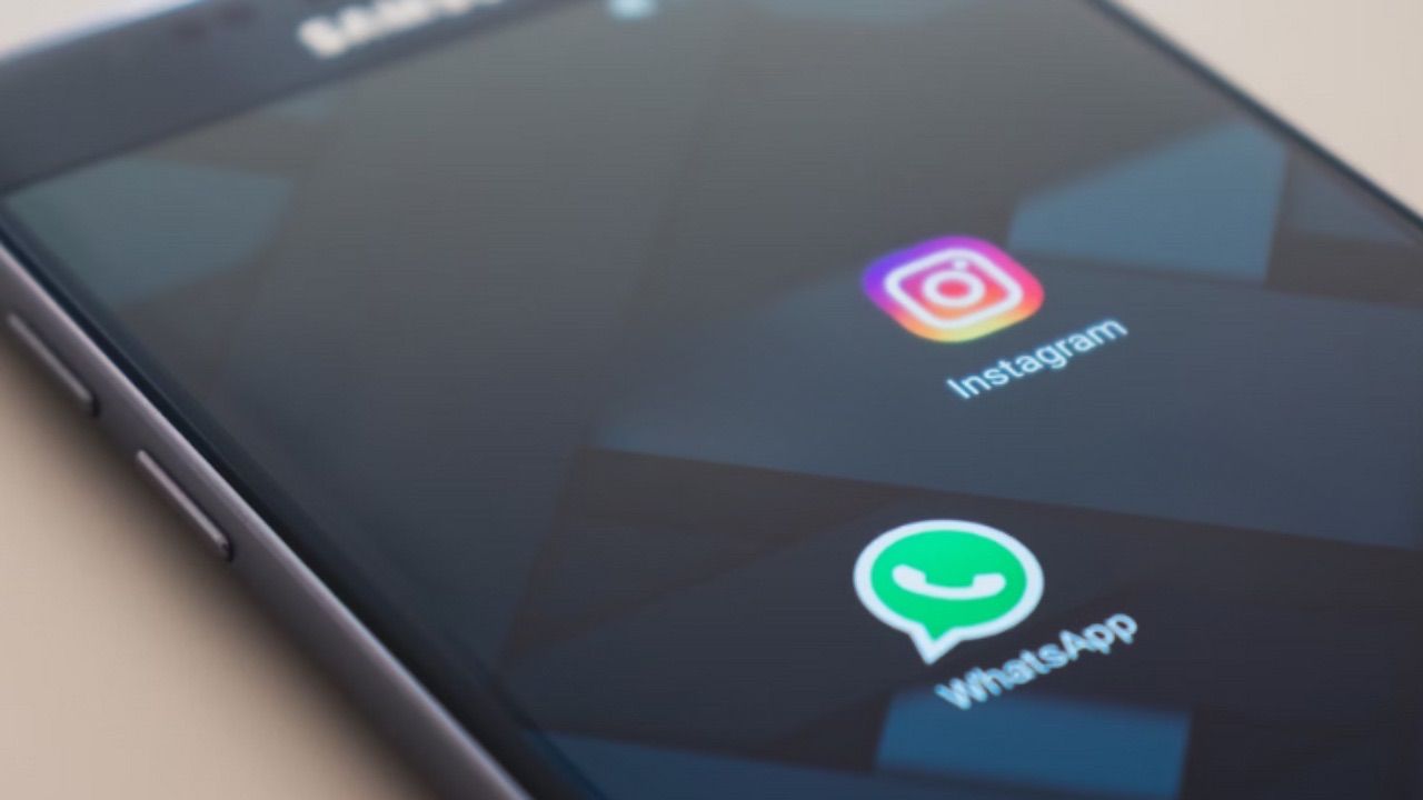 Instagram&#039;a önemli yenilik: Hikayelere &#039;WhatsApp&#039; düğmesi ekleniyor