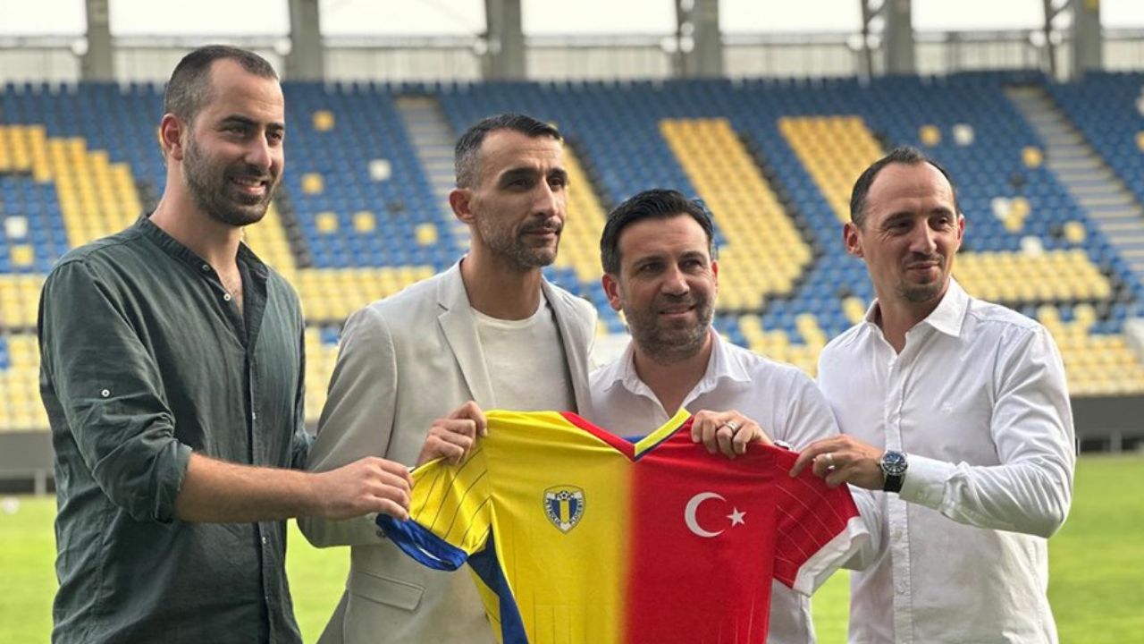 Romanya&#039;da teknik direktörlüğe başlayan Mehmet Topal&#039;dan ilk açıklama geldi! &quot;Rumen futbolcular kullanacağız&quot;