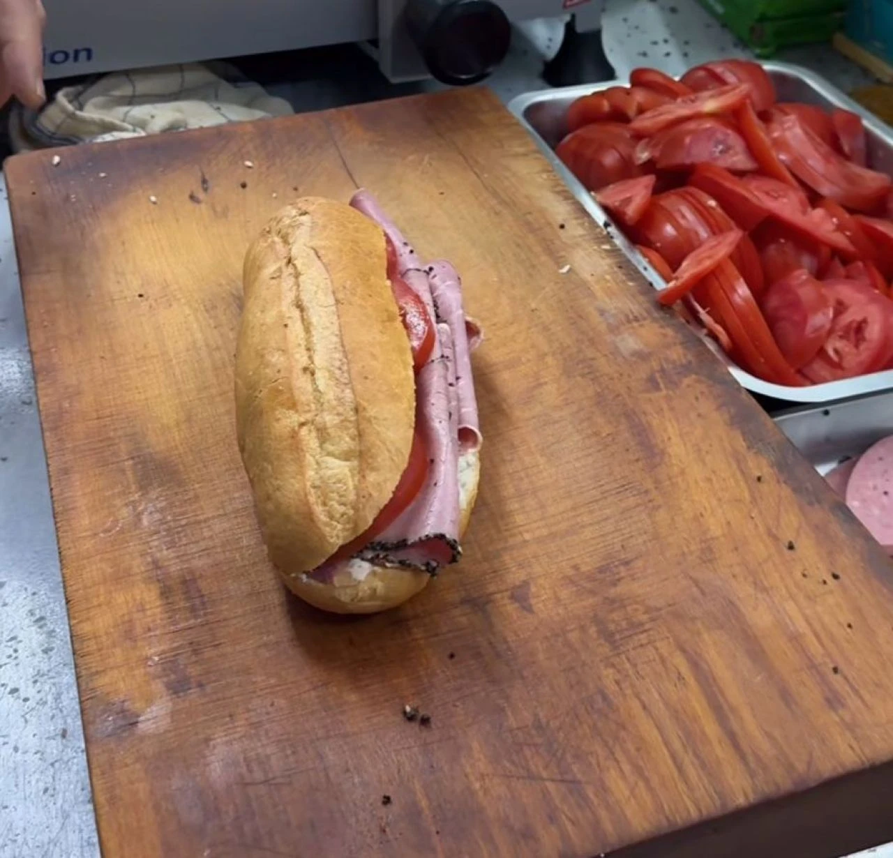 400 TL'lik sandviç sosyal medyada tartışmaya neden oldu! - 2. Resim