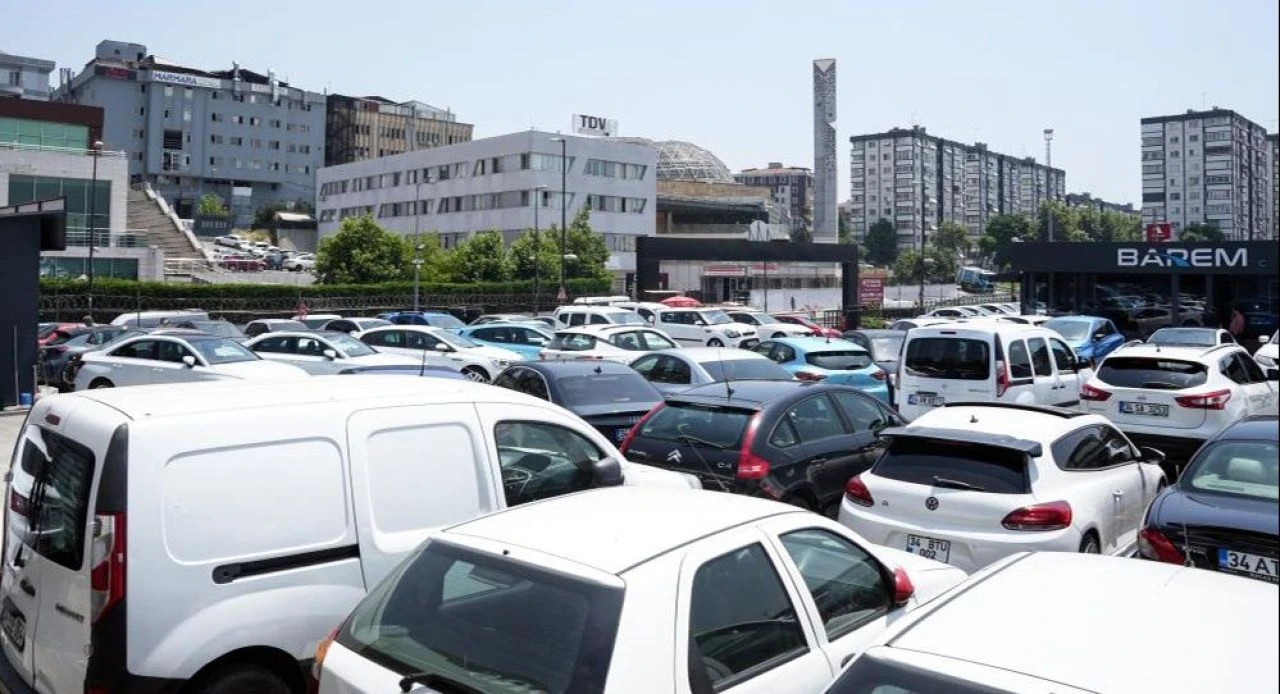 Araba alacaklar dikkat! Galericiler zam için tarih verdi: Fiyatlar düşmeyecek, yükselecek - 1. Resim