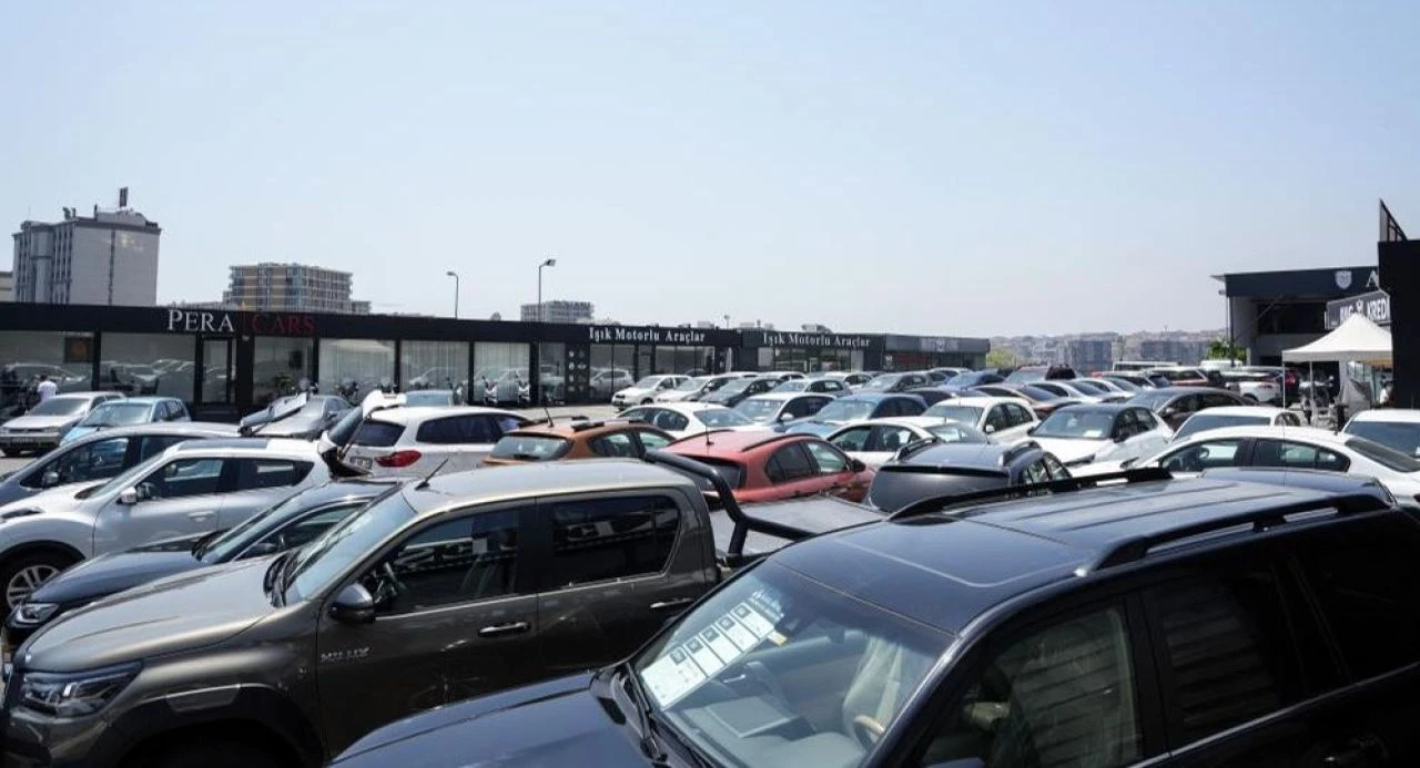 Araba alacaklar dikkat! Galericiler zam için tarih verdi: Fiyatlar düşmeyecek, yükselecek - 2. Resim