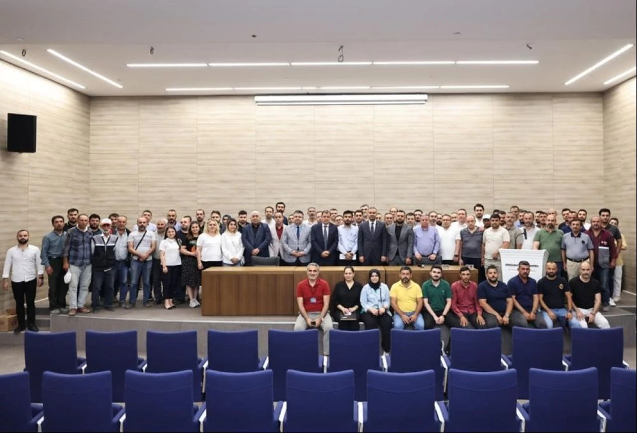 Çalışanlara çifte bayram müjdesi! İmzalar atıldı, maaşlara zam geldi - 3. Resim