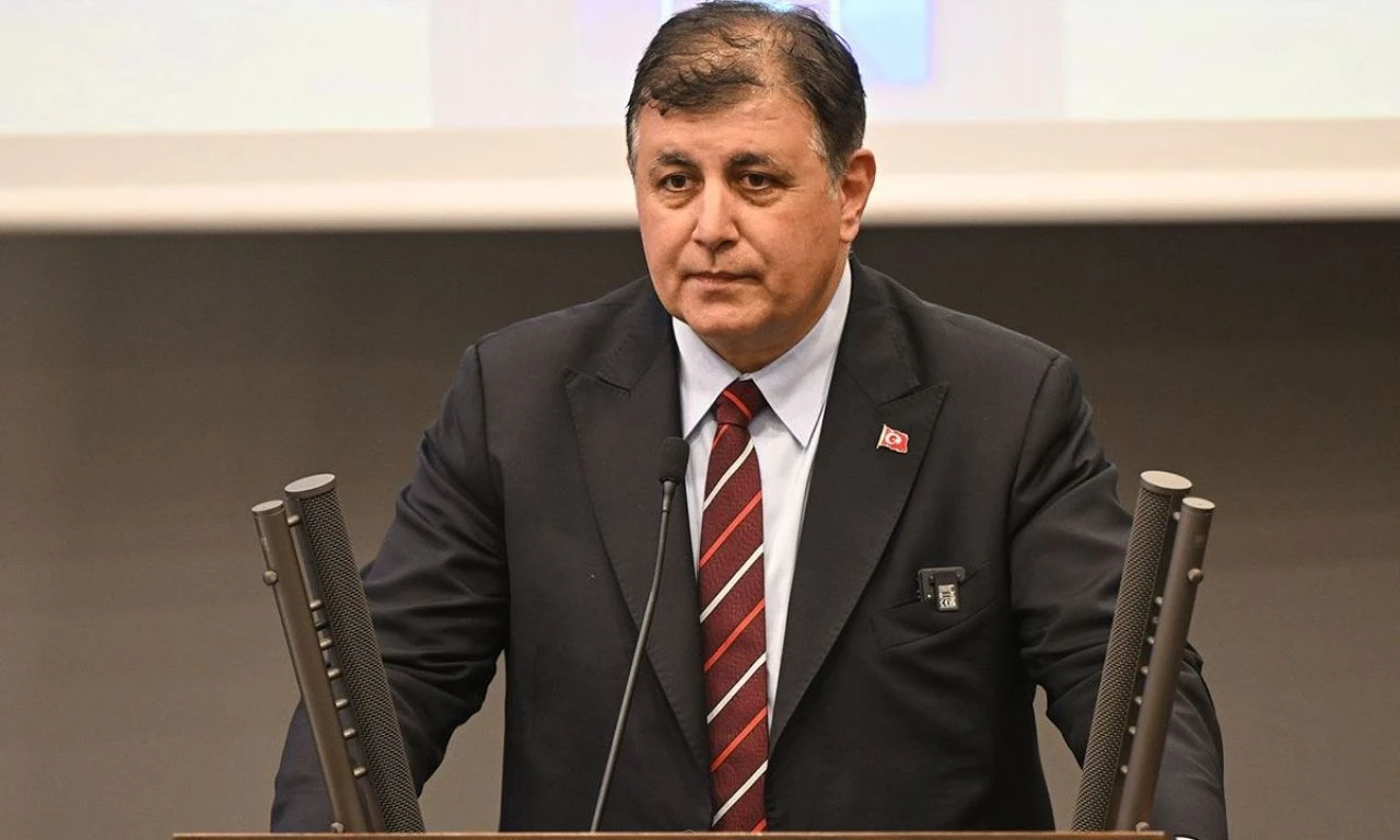 Cemil Tugay'dan TCDD'ye 'zam' tepkisi: Fedakarlık yapılmalı - 1. Resim