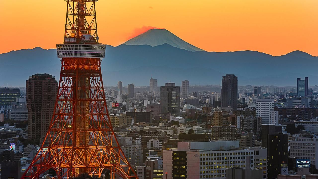 Fuji Dağı Japonya&#039;da ortalığı karıştırdı! Binalar yıkılacak, özür yazısı işe yaramadı