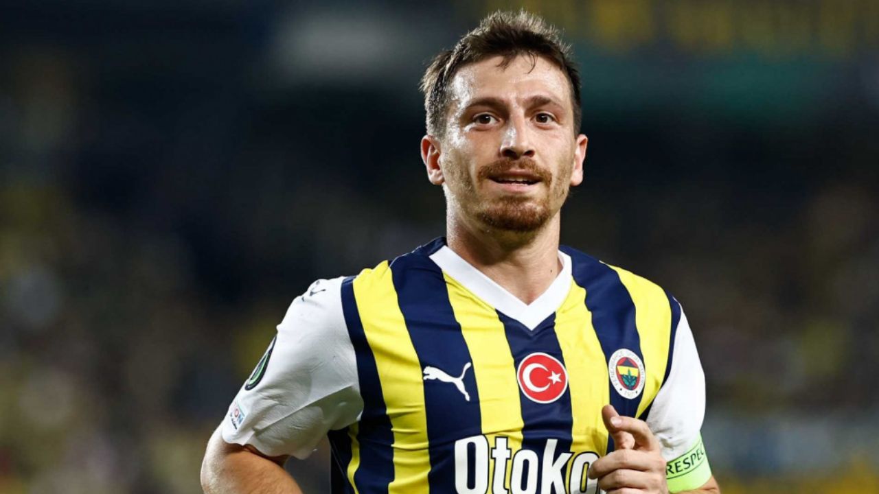 Fenerbahçe Mert Hakan Yandaş ile sözleşme imzalıyor!