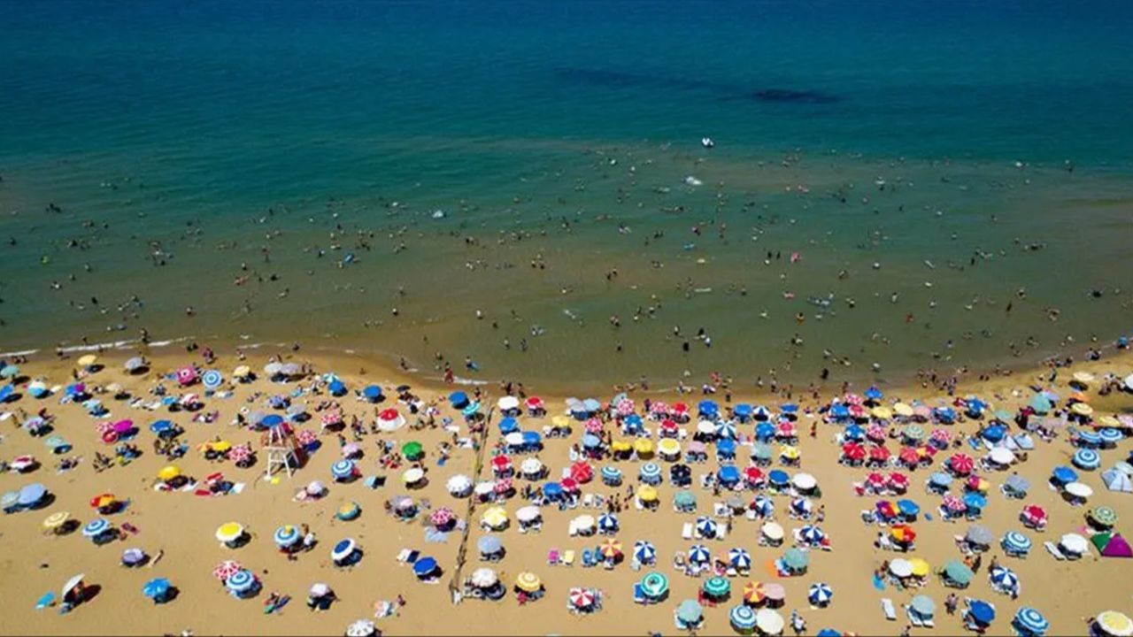 İstanbul plajları alarm veriyor! Sıcak hava dalgası denizleri bile etkiledi