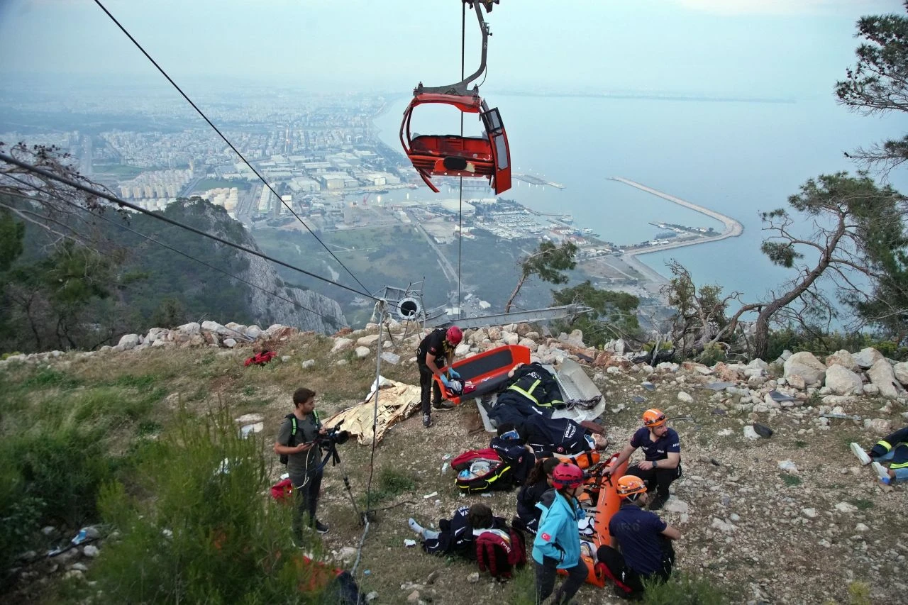 Teleferik davasında Belediye Başkanı Mesut Kocagöz serbest bırakıldı - 3. Resim