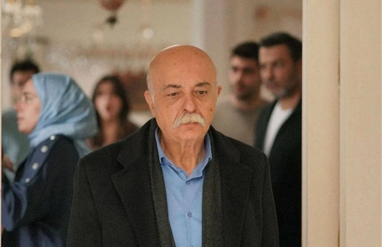 Settar Tanrıöğen aylar sonra Kızılcık Şerbeti ekibiyle buluştu